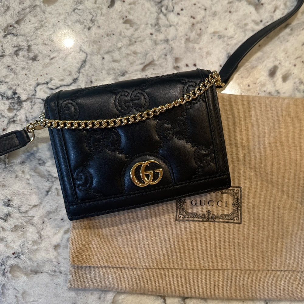 Gucci Black Quilted GG Mini Wallet w detachable gold Chain & Leather strap